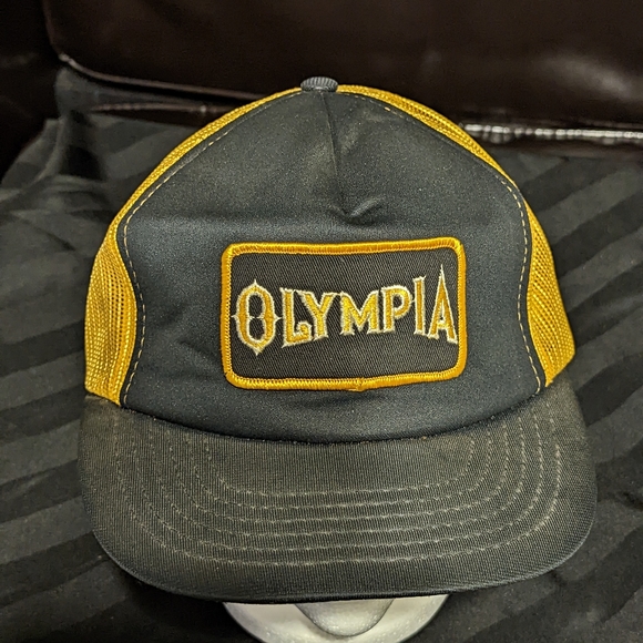1970? 1980? Olympia beer mesh trucker cap - Picture 1 of 4
